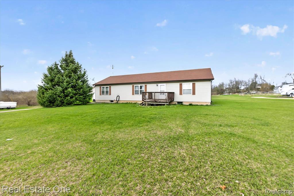 7841 Bergin Road, Howell, MI 48843 — Photo 2