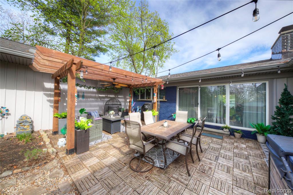 5367 Cambourne Place, West Bloomfield, MI — Photo 44