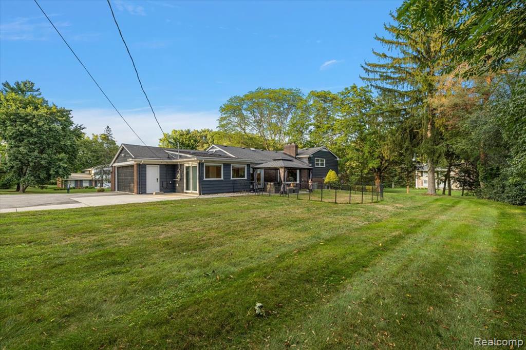 4521 Coachmaker Drive, Bloomfield Hills, MI 48302 — Photo 44