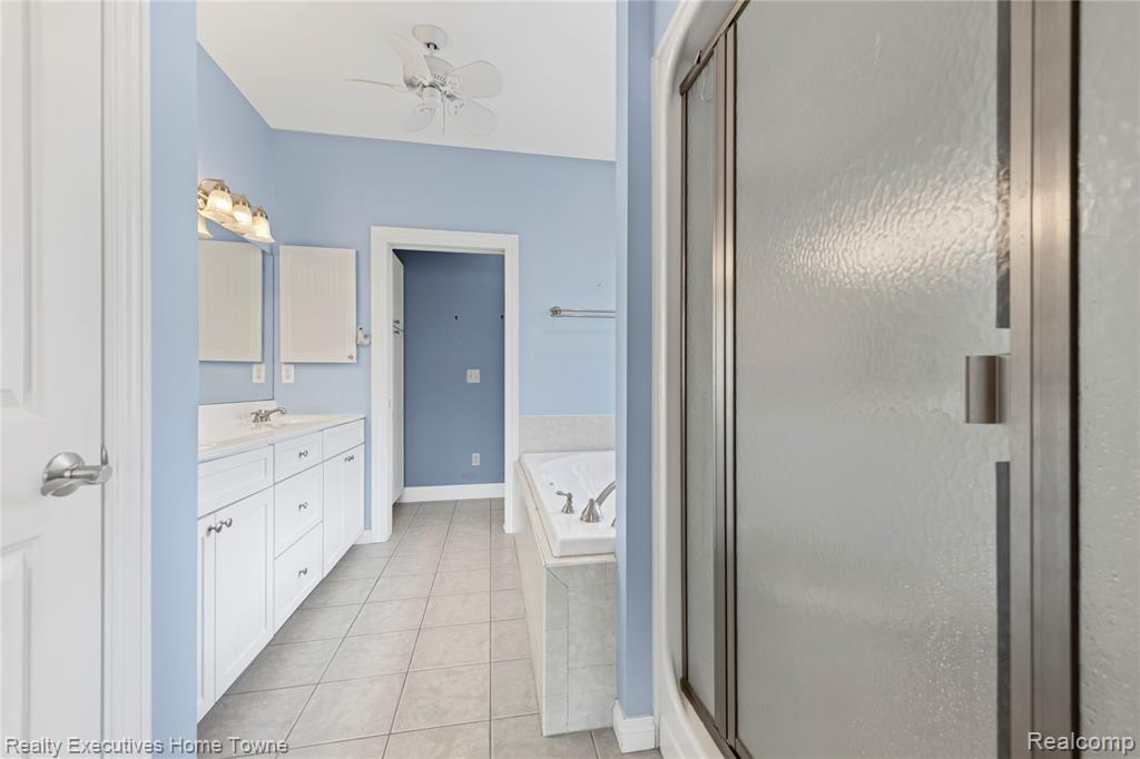 5802 Lakeshore Road, Fort Gratiot, MI 48059 — Photo 40