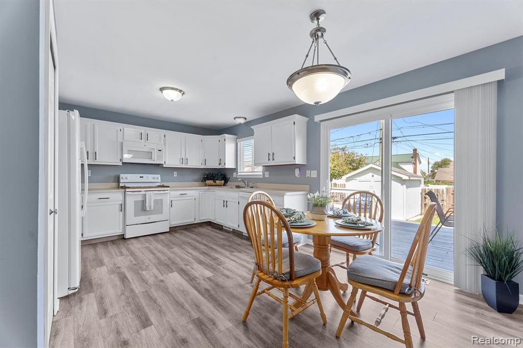 29247 Adams Drive, Gibraltar, MI — Photo 5