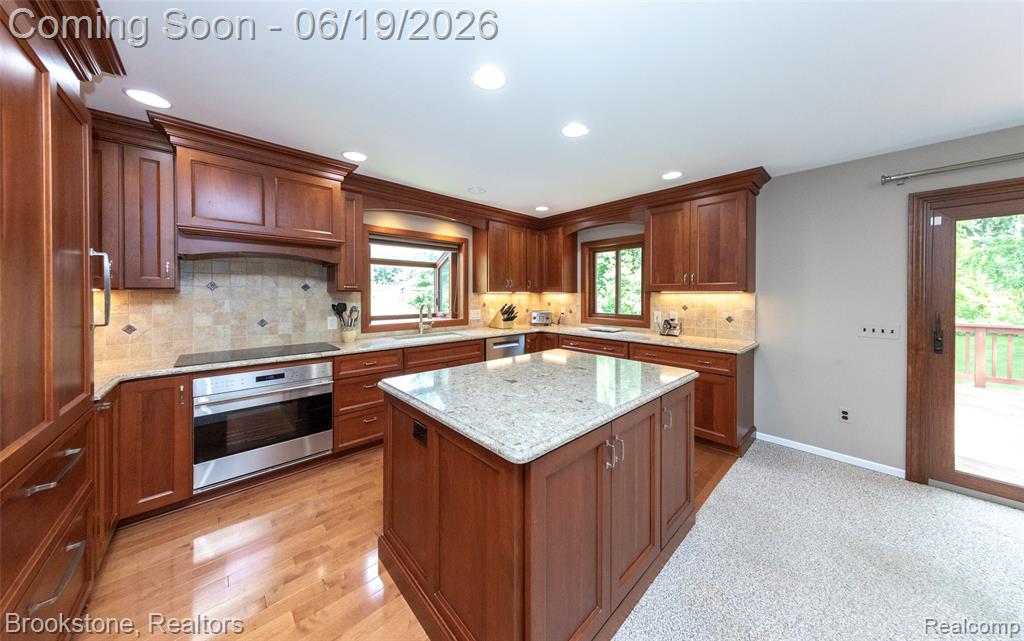 12168 CARRIAGE TRAIL Circle, Davisburg, MI 48350 — Photo 24