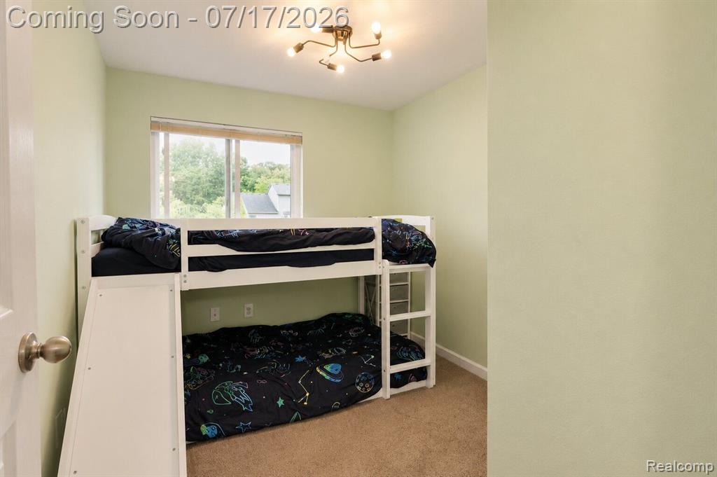 5535 Lake Vista Drive, Waterford, MI 48327 — Photo 12