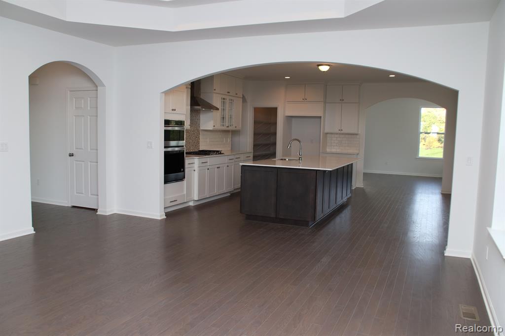 7296 Evergreen Trail, Almont, MI, 48003