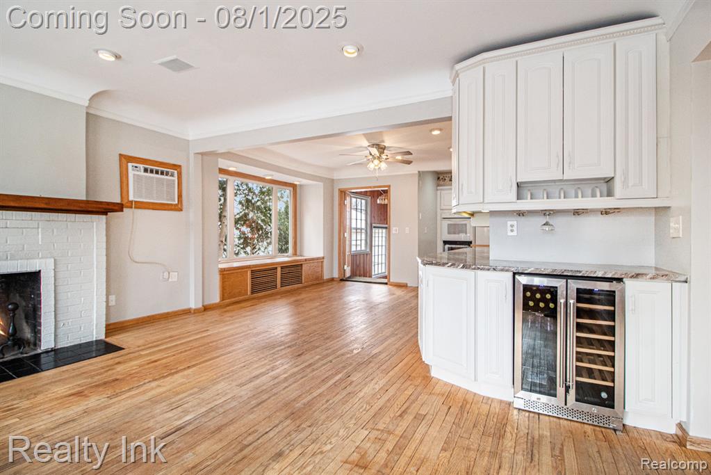 9820 BYROMAR Lane, Grosse Ile, MI 48138 — Photo 6
