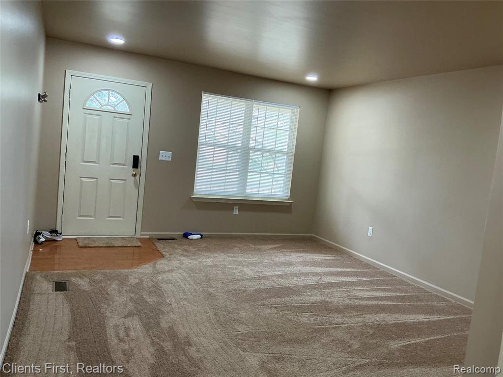 48161 NOTTINGHILL Lane, Canton, MI 48188 — Photo 52