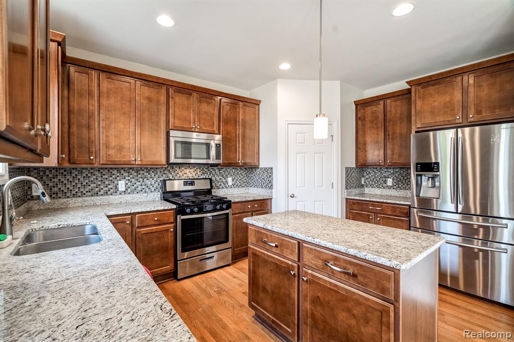 3253 EASTRIDGE Drive, Dexter, MI 48130 — Photo 17