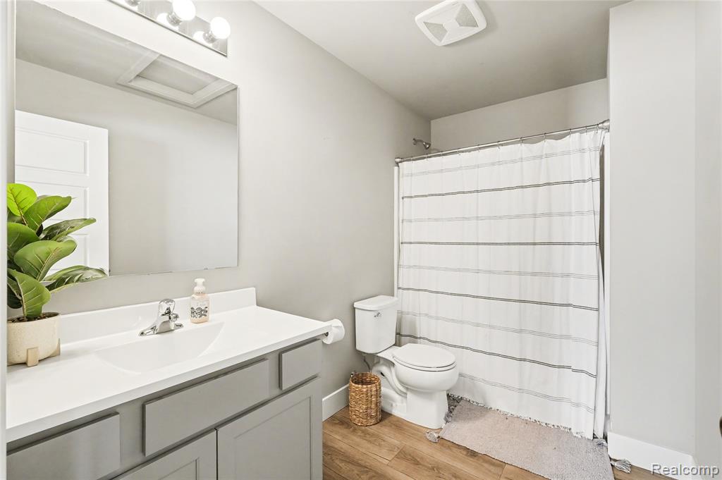 7095 Primrose Lane, Grand Blanc, MI 48439 — Photo 17
