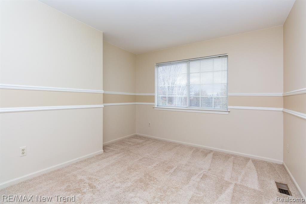 24486 RIVERVIEW Lane, Novi, MI — Photo 21