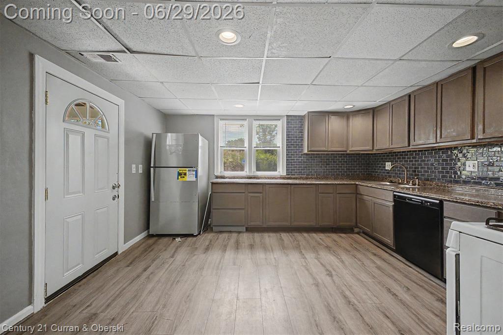 24915 Saint Paul Boulevard, Harrison Township, MI — Photo 5