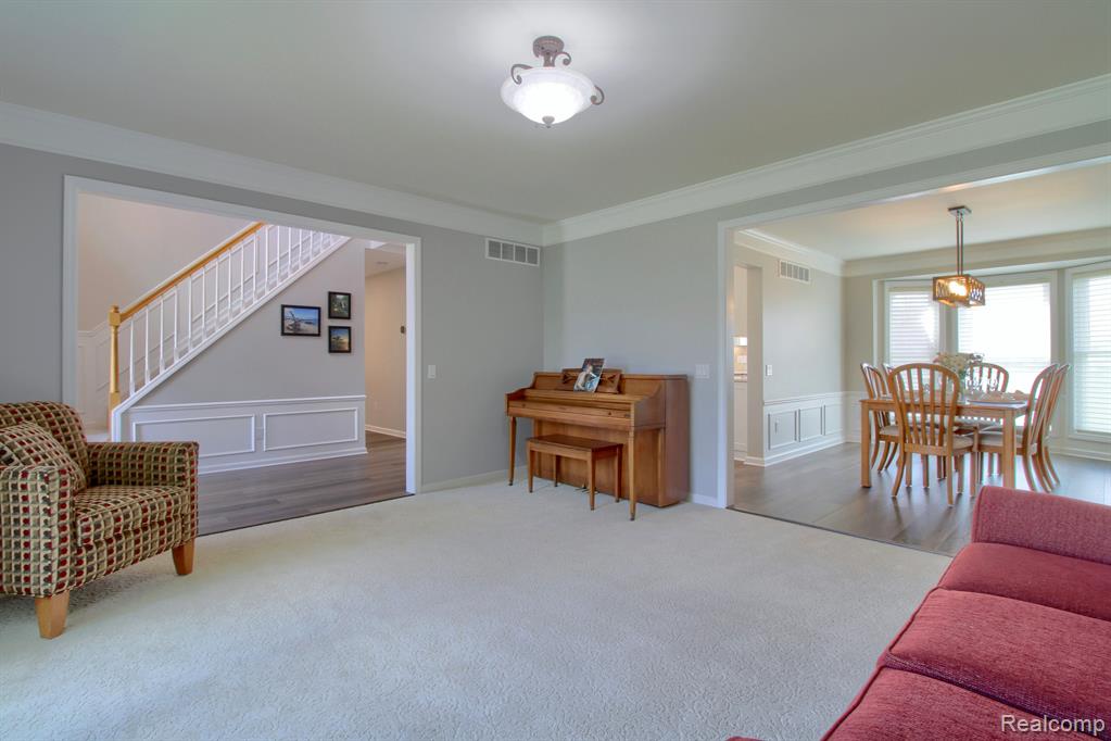 47495 PARKGATE, Canton, MI 48188 — Photo 6