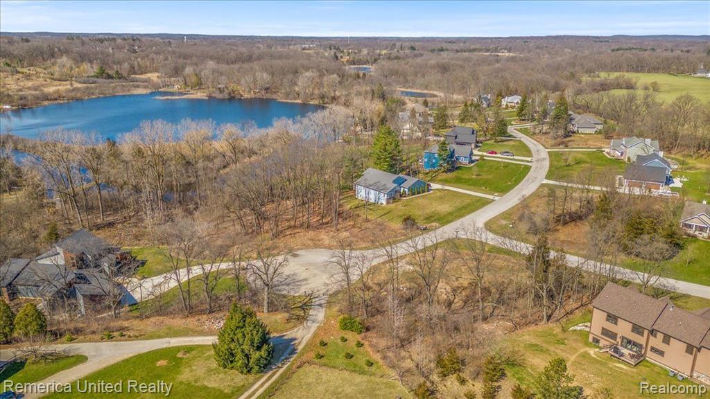 10468 Oak Shore Drive, South Lyon, MI 48178 — Photo 19