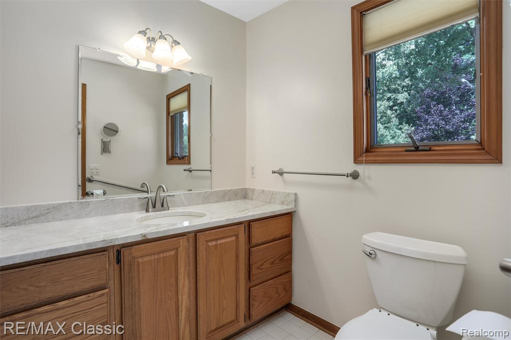 4150 Heatherwood Drive, Commerce Twp, MI 48382 — Photo 23