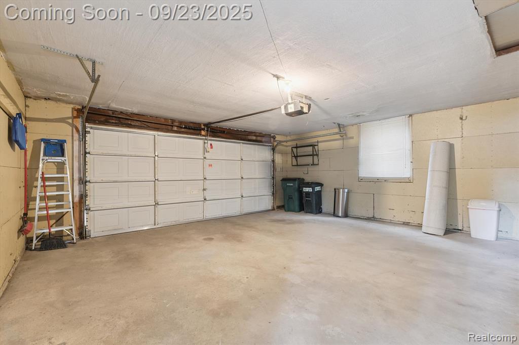 18797 Wiltshire Boulevard, Lathrup Village, MI 48076 — Photo 40