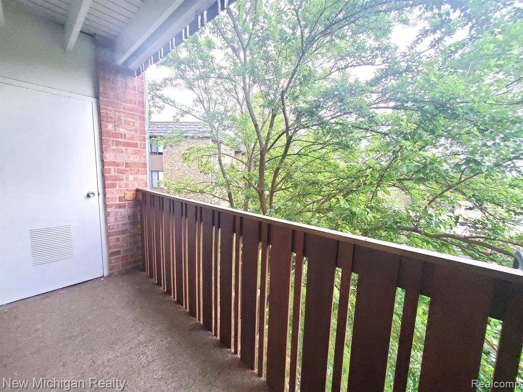 2142 PAULINE Boulevard, 203, Ann Arbor, MI 48103 — Photo 14