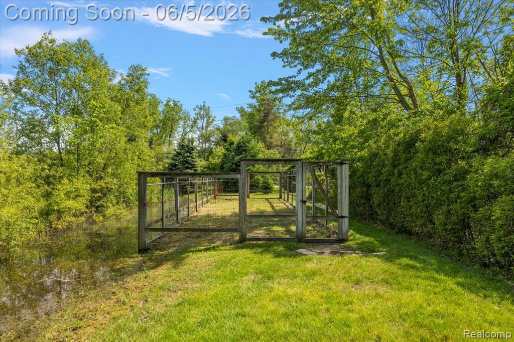7707 Darcy Lane, Clarkston, MI 48348 — Photo 65