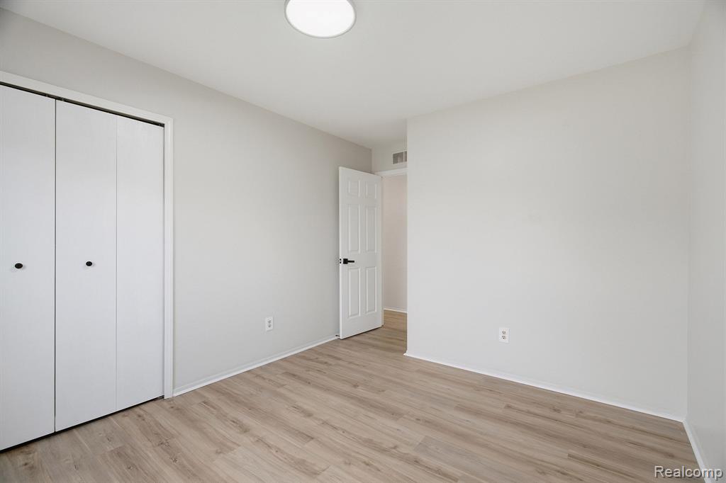 43441 Cape Drive NW Cape Drive, Sterling Heights, MI 48313 — Photo 6