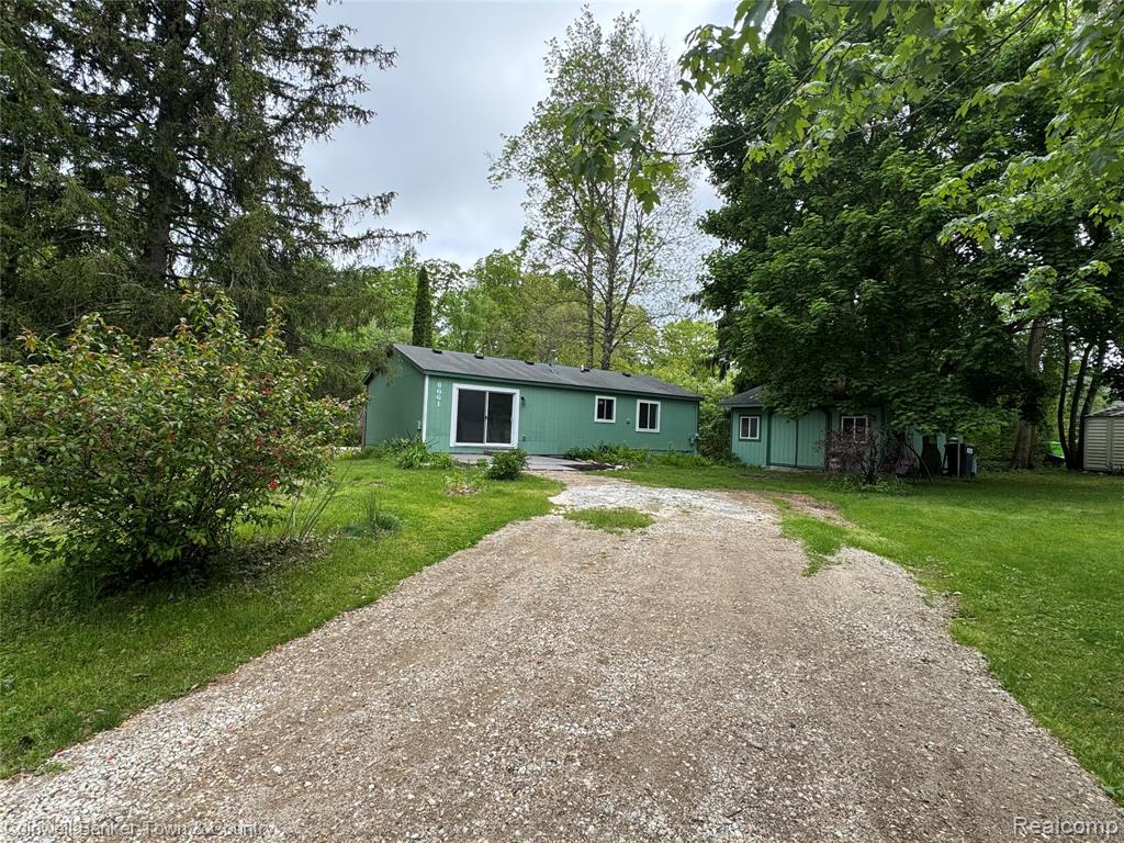 8661 Country Club Drive, Pinckney, MI 48169 — Photo 12