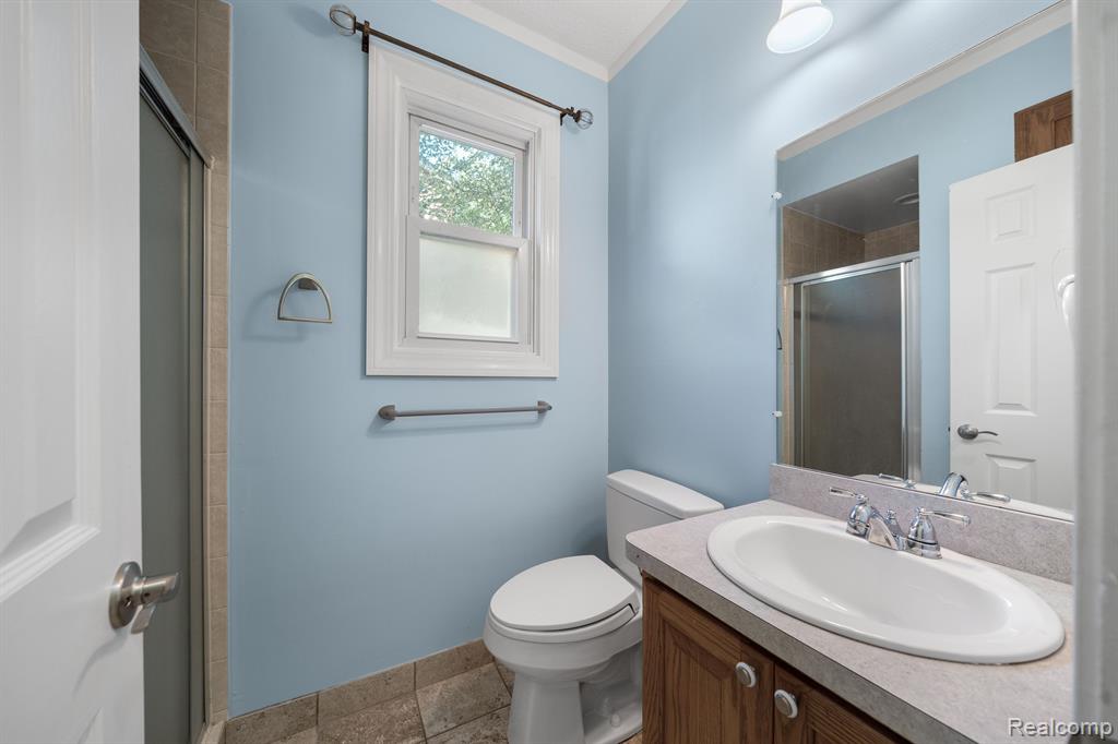 422 THORNEHILL Trail, Oxford, MI 48371 — Photo 15