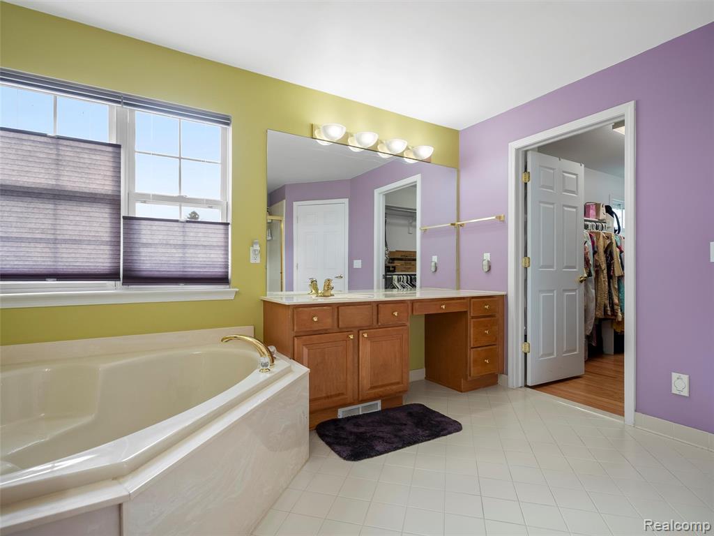 49727 E Central Park, Shelby Twp, MI 48317 — Photo 36