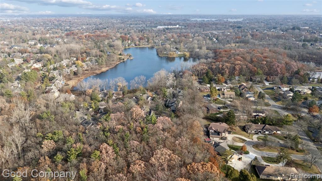 5104 Woodcliff Hill Road W, West Bloomfield, MI 48323 — Photo 74