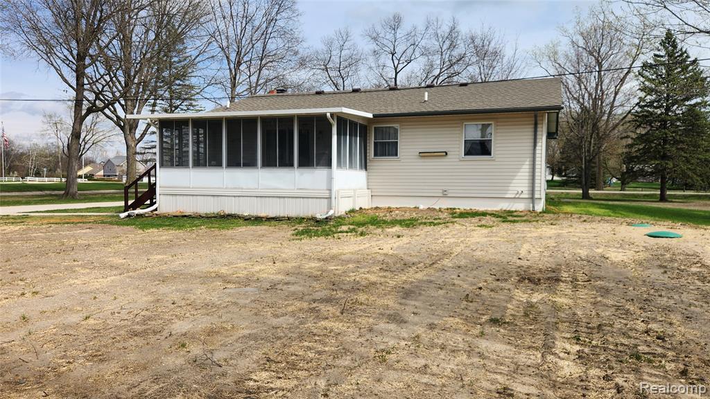 26250 Inkster Road, Flat Rock, MI 48134 — Photo 37