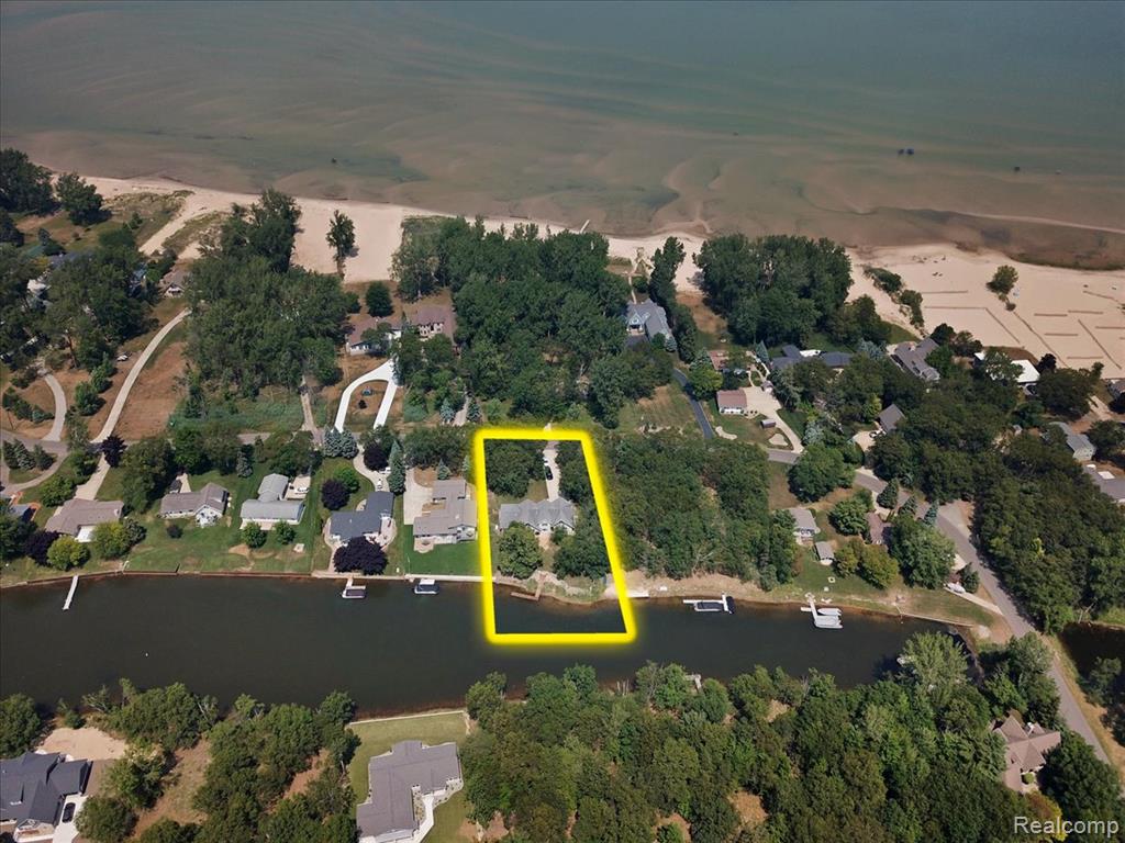 9683 Shore Drive, MI — Photo 27