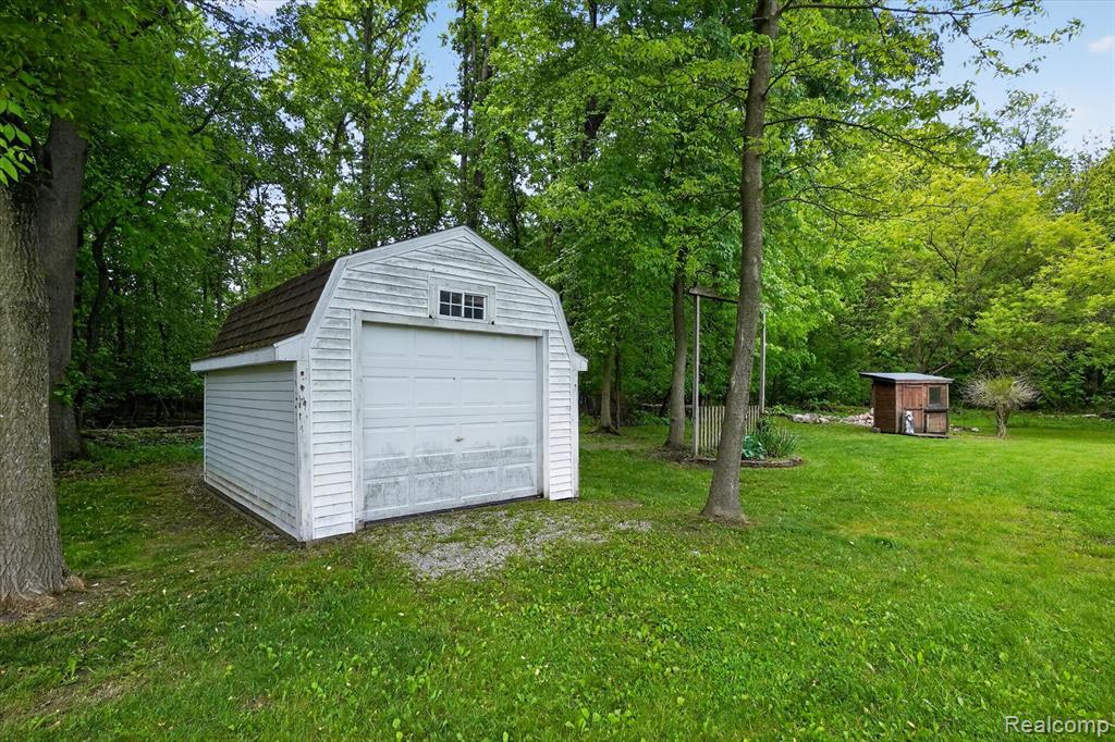 9565 Crofoot Road, Fowlerville, MI 48836 — Photo 43