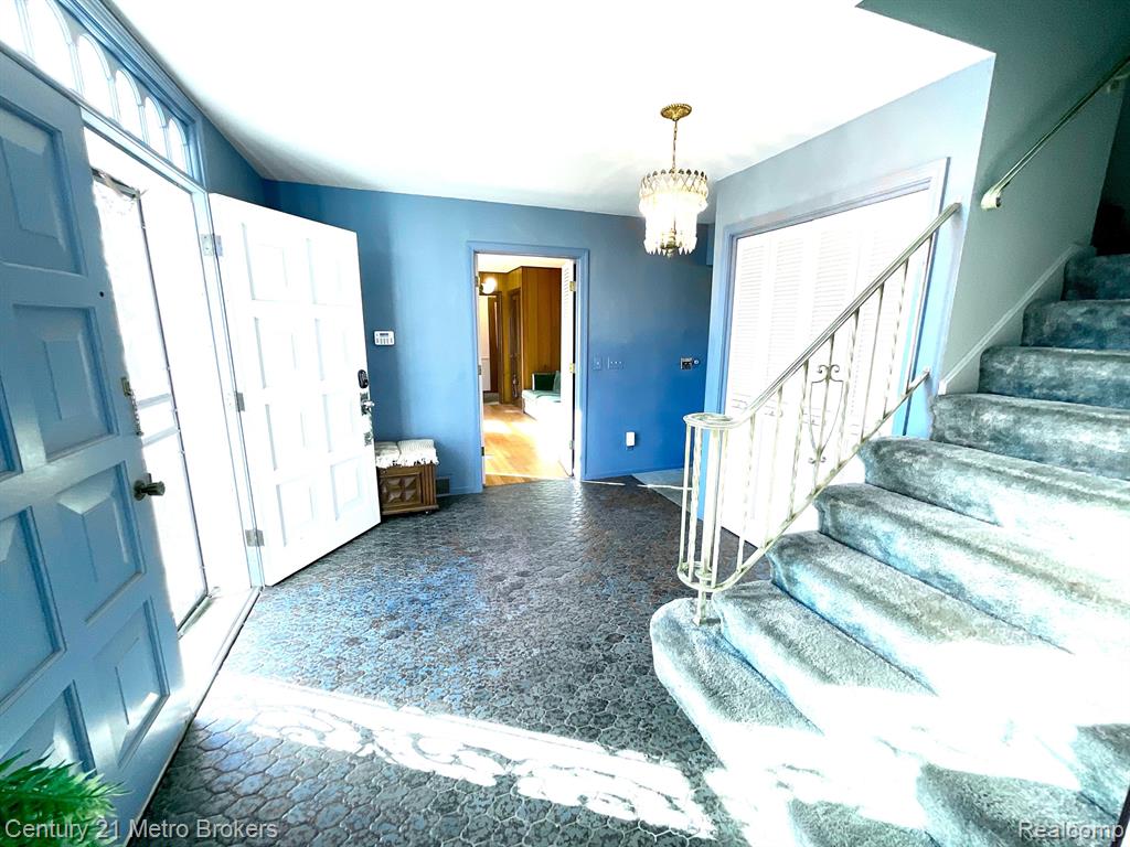9801 E MONROE Road, Durand, MI 48429 — Photo 4
