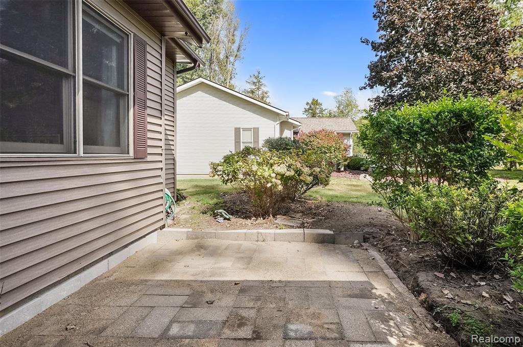 8532 Pettysville Road, Pinckney, MI 48169 — Photo 47