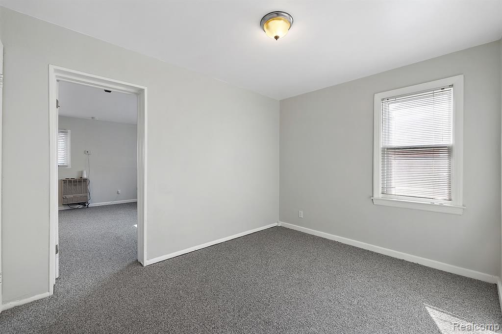 21406 MITCHELLDALE Avenue, Ferndale, MI 48220 — Photo 15
