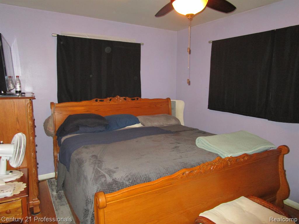 7715 Donna Street, Westland, MI — Photo 15