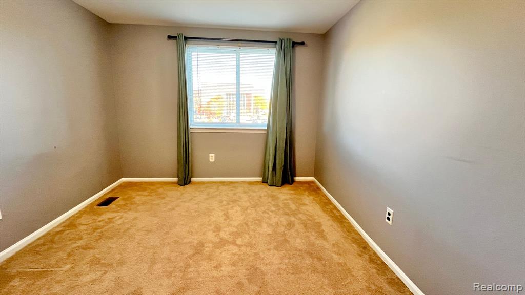 2852 MAYFAIR Drive, Troy, MI 48084 — Photo 25