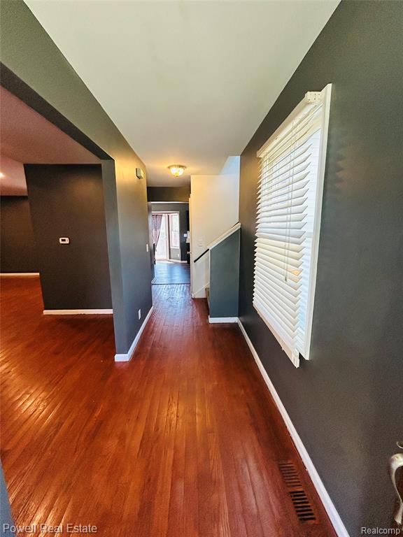 2335 Pebble Creek Drive N, Flushing, MI 48433 — Photo 14