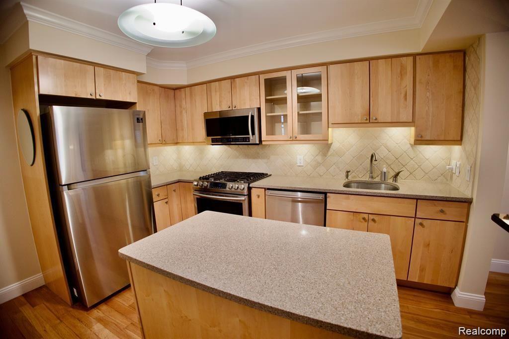 5234 BREEZE HILL, Troy, MI 48098 — Photo 6
