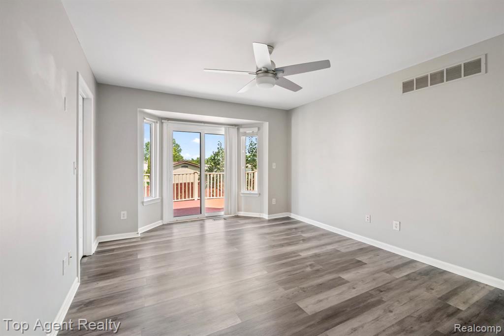 52806 Muirfield Drive, New Baltimore, MI — Photo 17