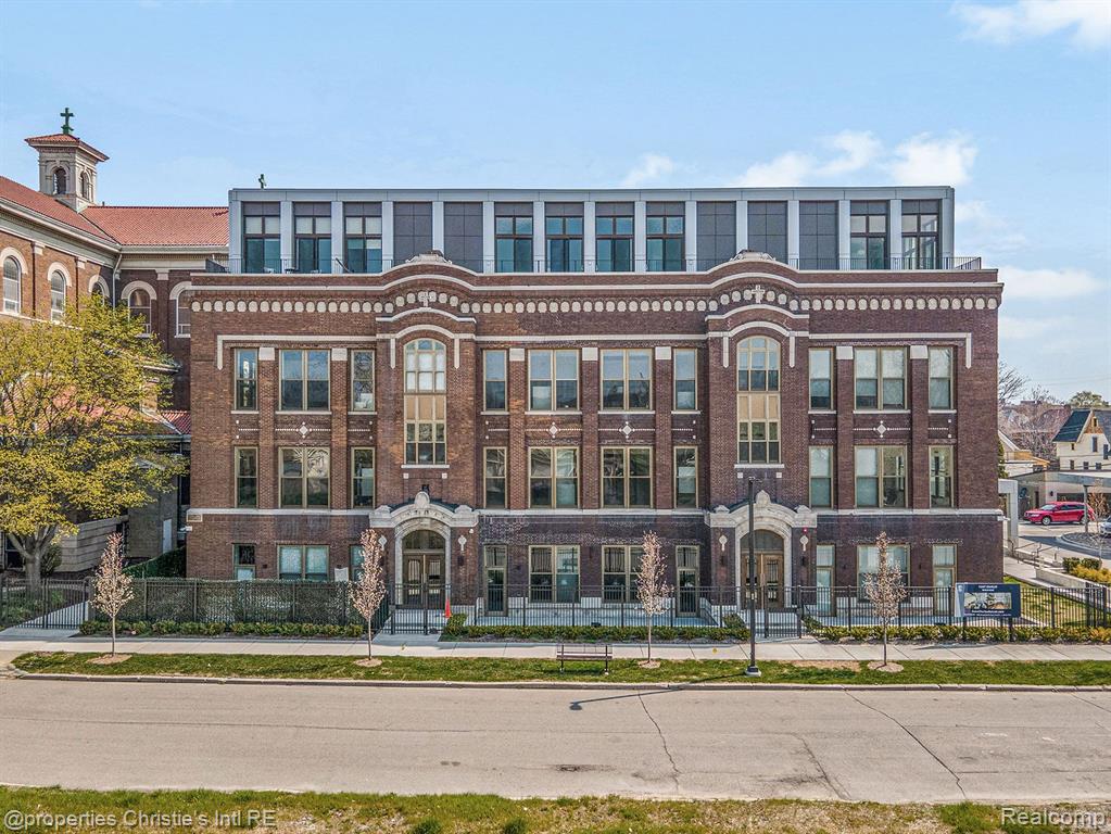 1454 TOWNSEND Street, 202, Detroit, MI 48214 — Photo 3
