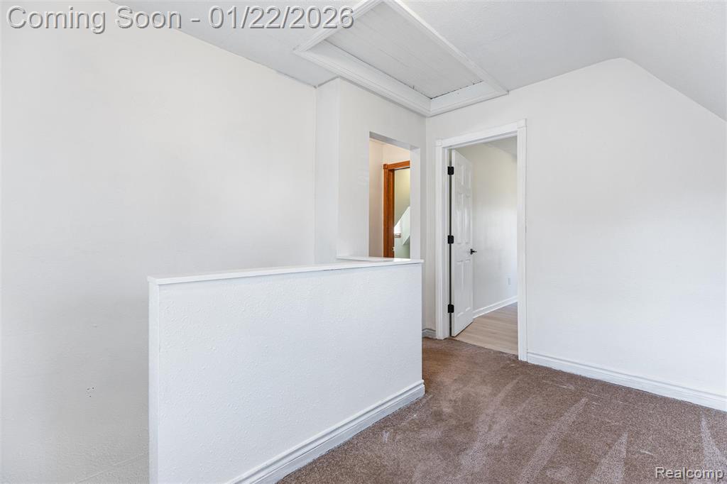 6740 Barabeau Drive, Troy, MI 48085 — Photo 20