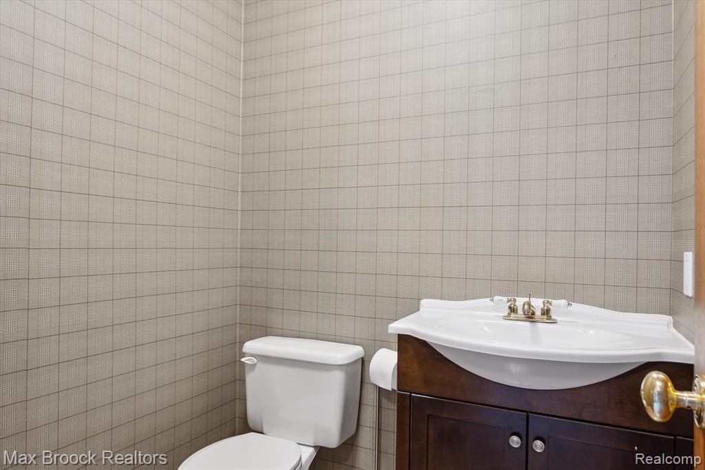 6722 Torybrooke Circle, West Bloomfield, MI 48323 — Photo 26
