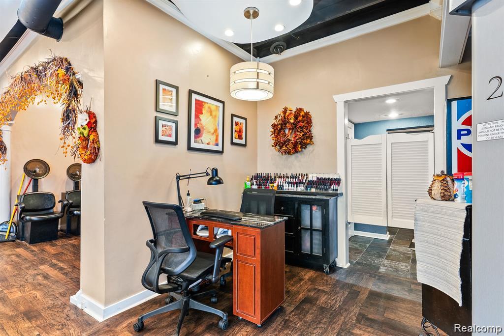 6197 Dixie Hwy, Bridgeport, MI 48722 — Photo 11