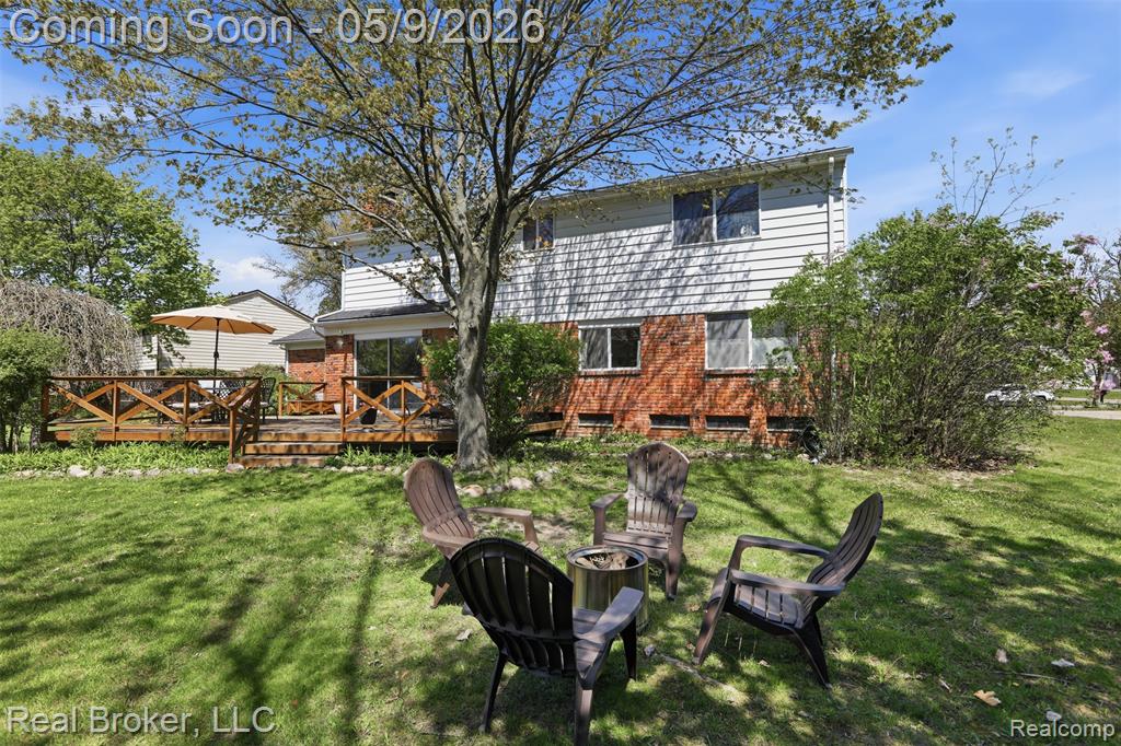 5037 Bantry Drive, West Bloomfield, MI — Photo 36