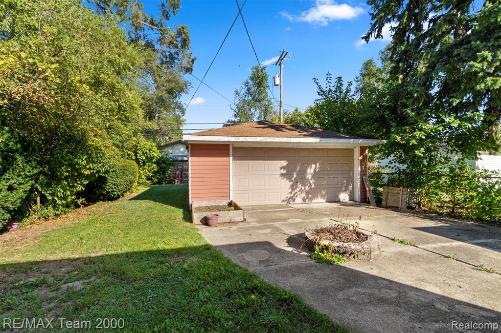 4479 Kingston Street, Dearborn Heights, MI 48125 — Photo 22