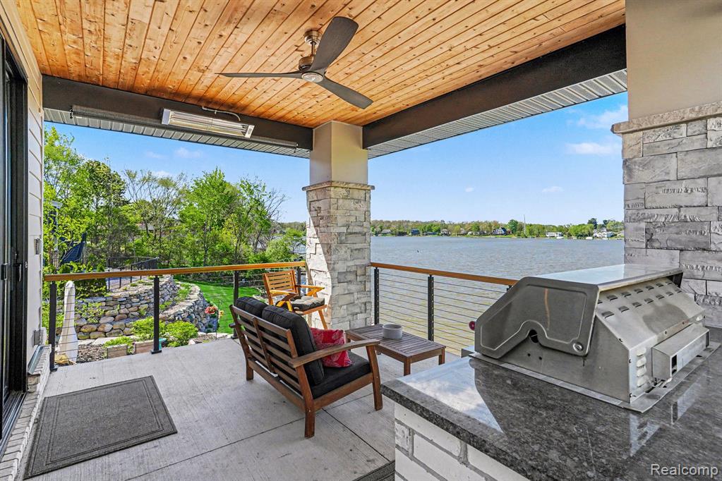 7020 Driftwood Drive, Fenton, MI 48430 — Photo 23