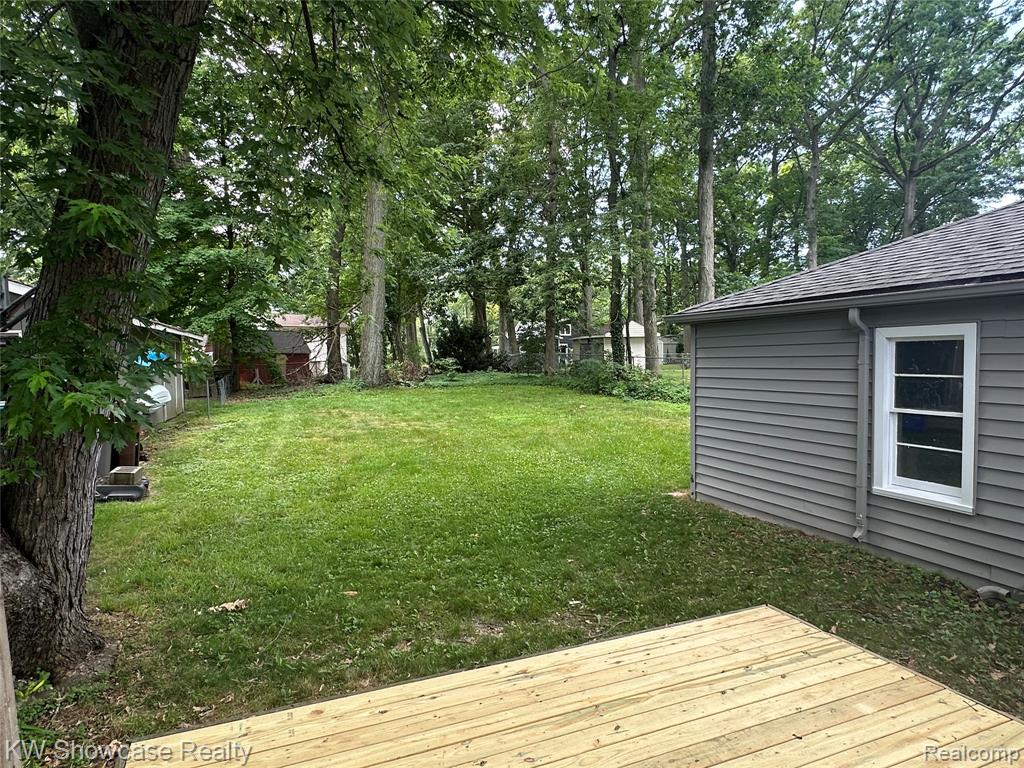 8027 Flagstaff Street, Commerce Twp, MI 48382 — Photo 6