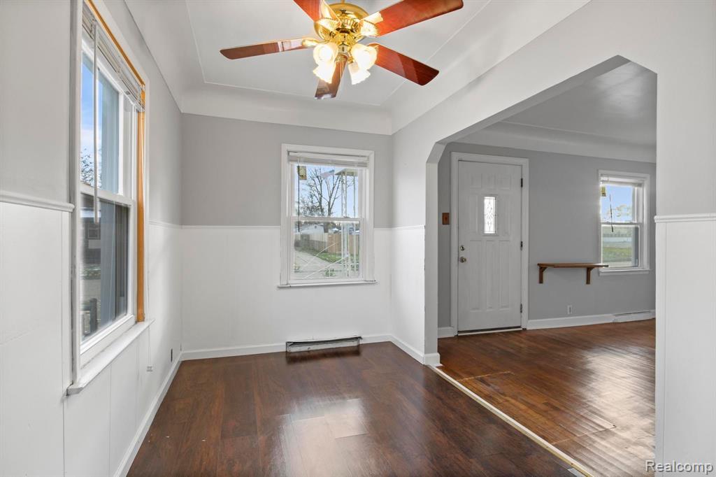 7027 HUDSON Avenue, Warren, MI 48091 — Photo 7