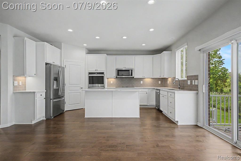 18729 Cumberland Court, Northville, MI 48168 — Photo 13