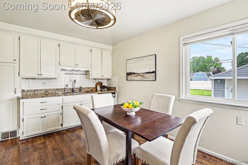 6608 Helen Street, Garden City, MI — Photo 22
