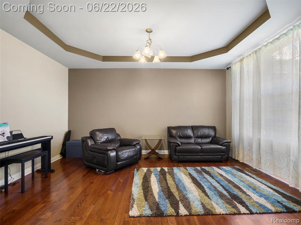 2130 Findley Circle, Lake Orion, MI — Photo 7