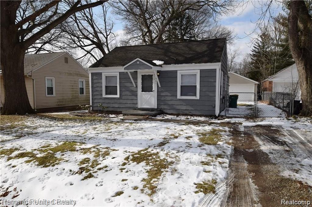 21541 Collingham Avenue, Farmington, MI 48336