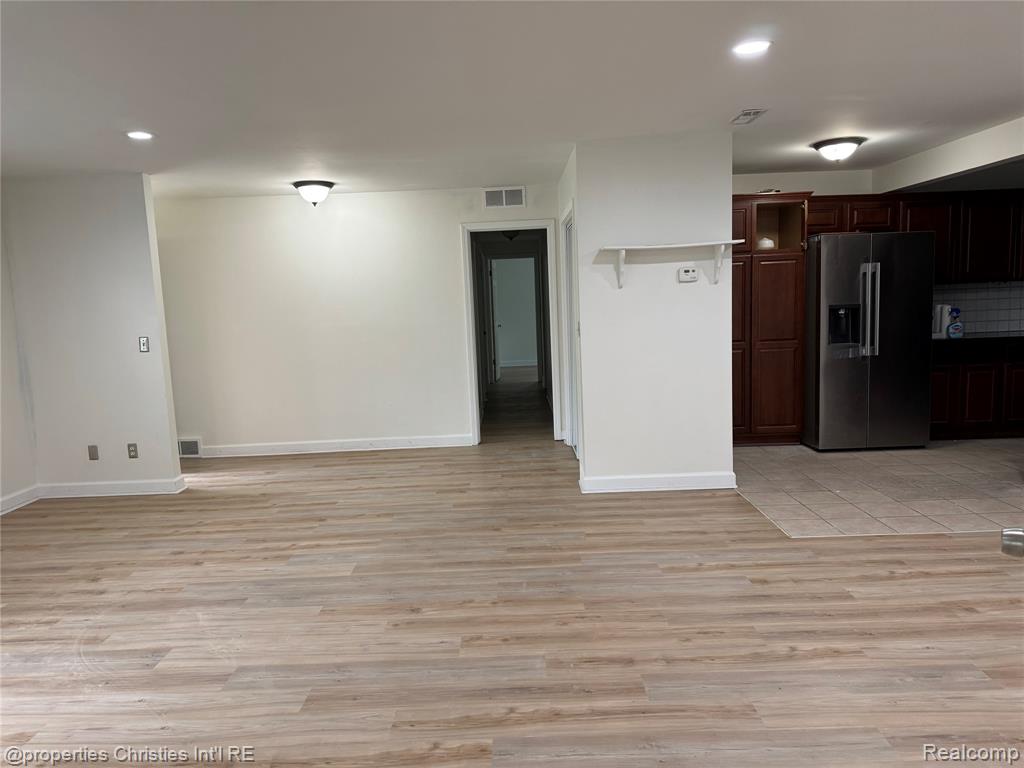 4935 W Maple Road, West Bloomfield, MI — Photo 5